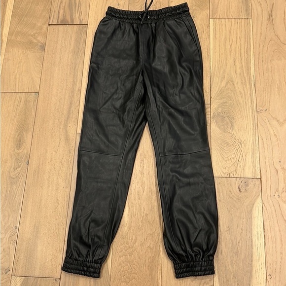 Mango Black Faux Leather Pants NWT Size XS - Picture 4 of 7